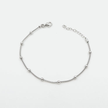 Silber Armbaender fuer Damen jetzt kaufen in unserem Onlineshop oder vor Ort in unserer Filiale in Basel