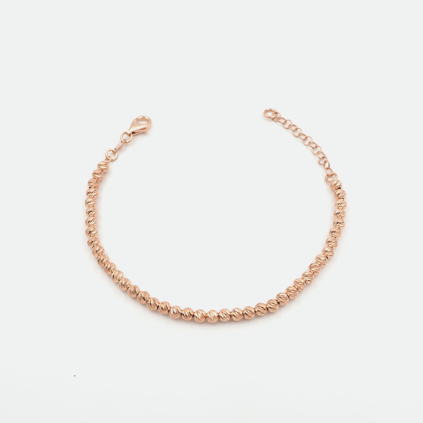 Silber Armbaender fuer Damen jetzt kaufen in unserem Onlineshop oder vor Ort in unserer Filiale in Basel