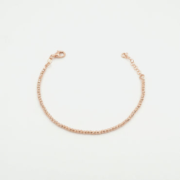 Silber Armbaender fuer Damen jetzt kaufen in unserem Onlineshop oder vor Ort in unserer Filiale in Basel