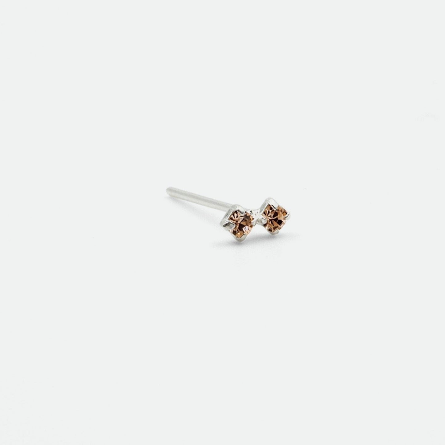 Nasen- und Ohrstecker Piercing jetzt kaufen in unserem Onlineshop oder vor Ort in unserer Filiale in Basel