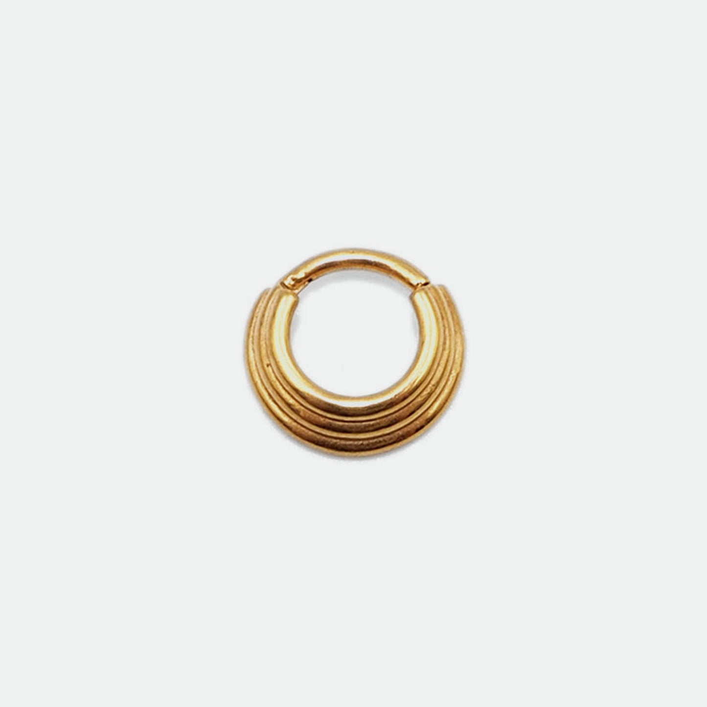 Piercing Septum fuer Damen jetzt kaufen in unserem Onlineshop oder vor Ort in unserer Filiale in Basel