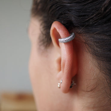 Damen Piercing Helix jetzt kaufen in unserem Onlineshop oder vor Ort in unserer Filiale in Basel